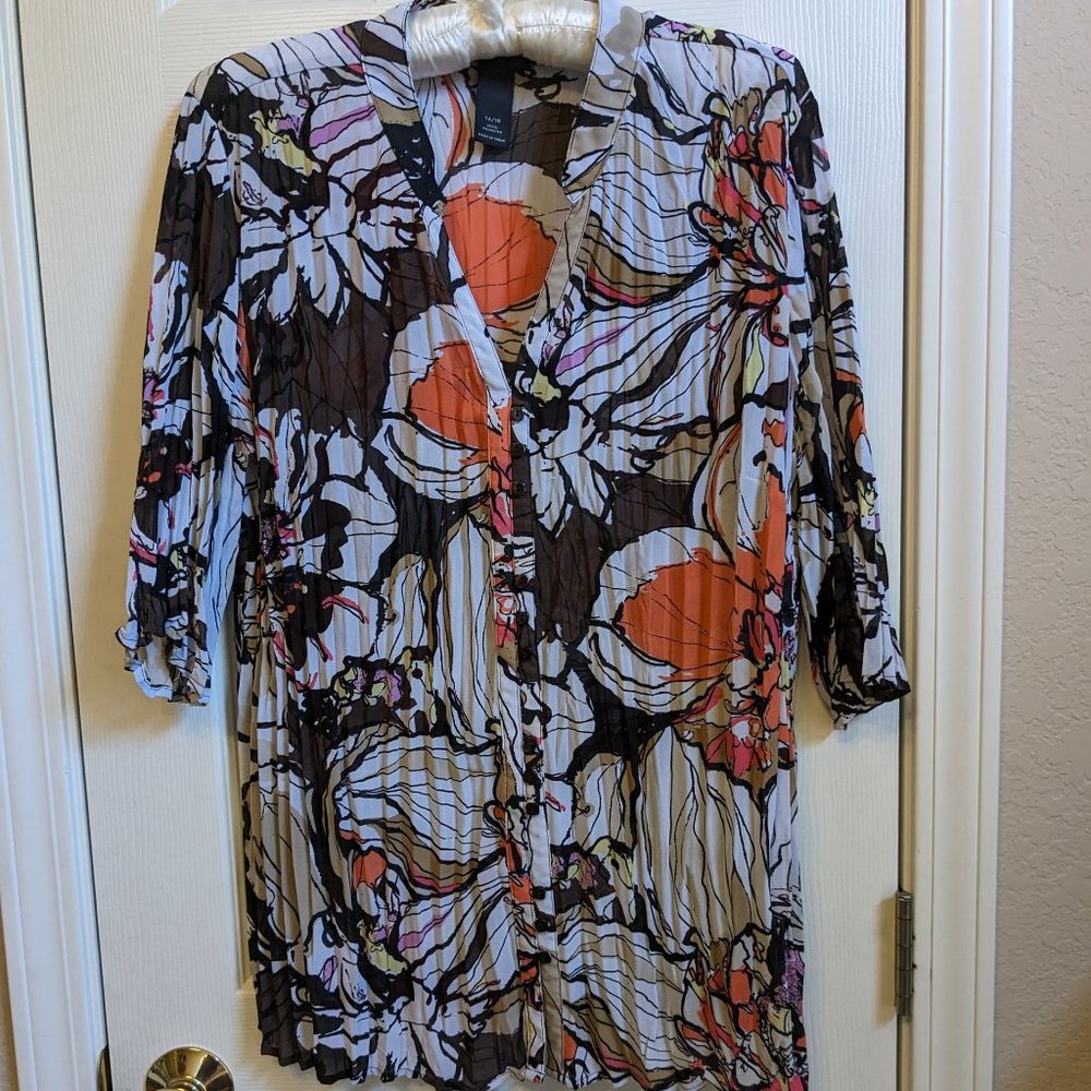 Lane Bryant Blouse Button V-neck Front Accordion Pleats